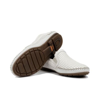 White men's loafers: Everyday comfort and style with perforations! FLUCHOS (SKU)1177