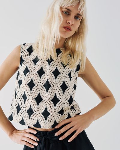 Дамски топ без ръкави с релефен дизайн ACCESS FASHION (SKU) 2129