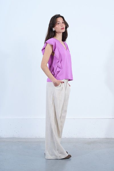 Elegant women's blouse with ruffles and V-neckline MOLLY BRACKEN (SKU) LAL541DP