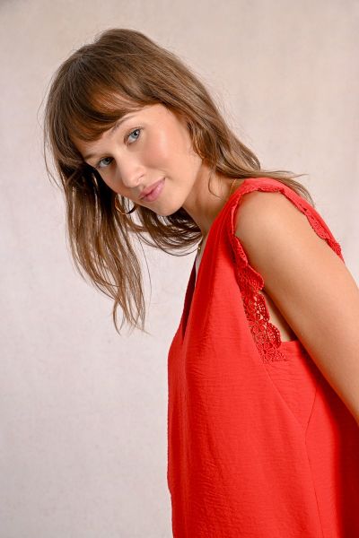 Women's V-neckline top with lace details MOLLY BRACKEN (SKU) G885DE