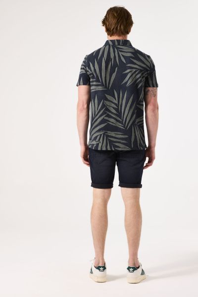 Men's polo-style shirt with short sleeves - comfort and elegance GARCIA (SKU) D51022