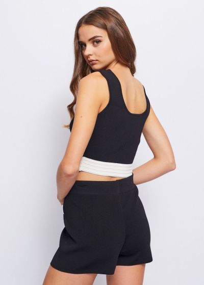 Елегантни къси панталони в класически черен цвят GAUDI (SKU) 311FD23001