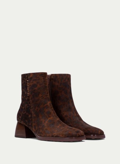 Leopard heeled boots - elegance and style!HISPANITAS (SKU)254345