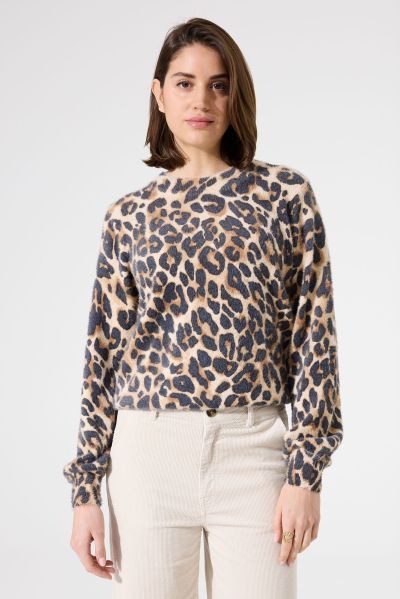 Women's sweater with leopard print and standard cut GARCIA (SKU) H50044