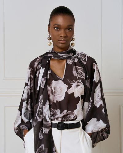 Елегантна дамска риза с V деколте с вратовръзка ACCESS FASHION (SKU) 2167