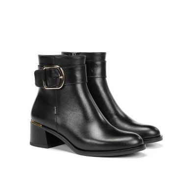 Black elegant women's boots - style and comfort!DORKING (SKU)9603.