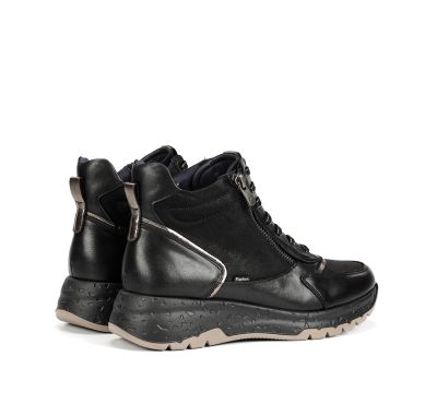 Black women's sports shoes - comfort and style! FLUCHOS (SKU)2311