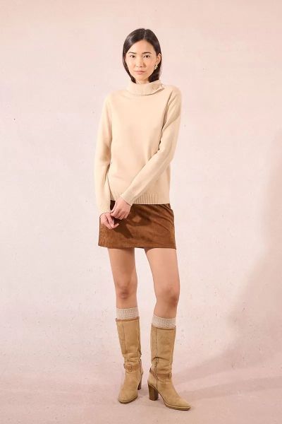 Women's fine sweater with polo collar - style and comfort MOLLY BRACEK (SKU) E1125DN