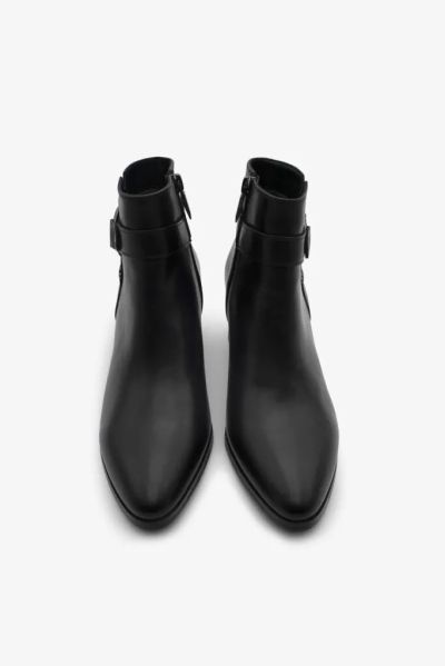 Elegant black boots - style and comfort in one! REGARDE LE CIEL (SKU)TAYLOR35