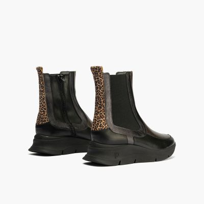 Leopard accents! Black women's sports shoes for style and comfort.PITILLOS (SKU)10755