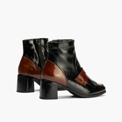 Elegant black patent heeled boots - style and comfort!PITILLOS (SKU)10835