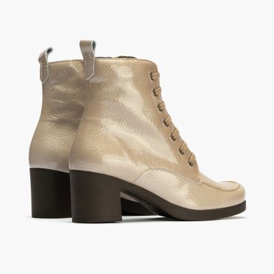 Beige elegant boots with a molded heel - Trendy comfort PITILLOS (SKU)30102
