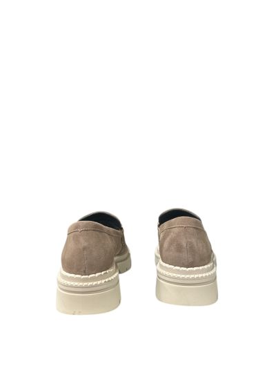 Бежови велурени лоуфери - елегантни и удобни!PITILLOS (SKU)10799