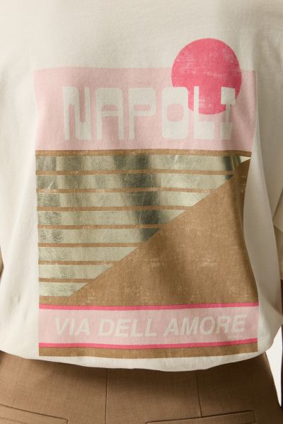 Women's T-shirt in pale white color - unconventional GARCIA style (SKU) N260206