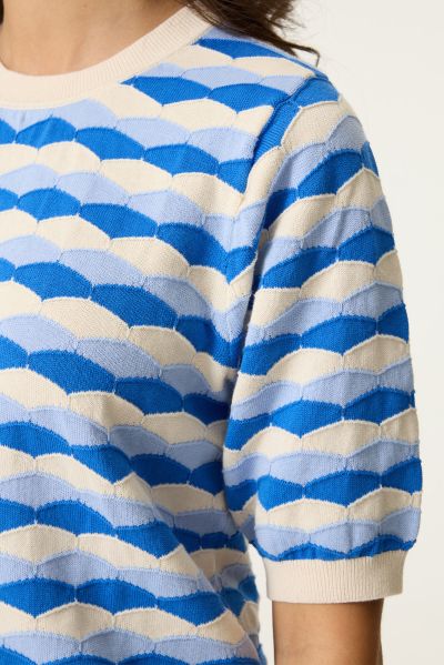 Women's short-sleeve blouse made of fine knit GARCIA (SKU) O260046