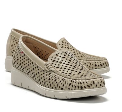 Women's leather shoes with perforation - comfort and style! FLUCHOS (SKU)2422