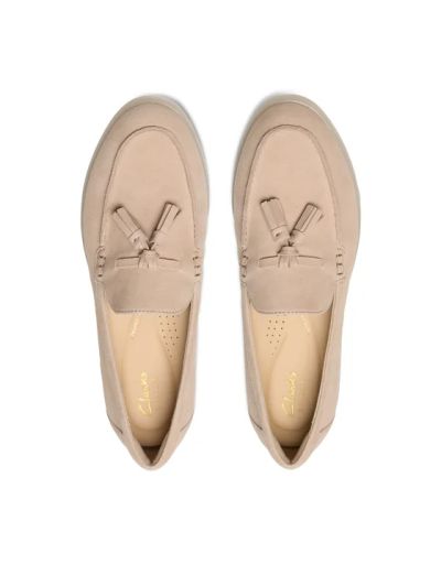 Бежови мокасини – стил и комфорт за всяка стъпка!CLARKS (SKU)26181453