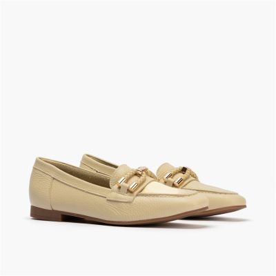 Бежови дамски мокасини с нисък ток - елегантни и удобни!PITILLOS (SKU)11140