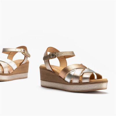 Women's golden platform sandal PITILLOS (SKU)11281