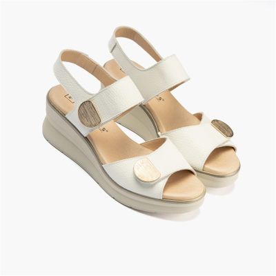 White platform sandals - elegance and comfort!PITILLOS (SKU)11064