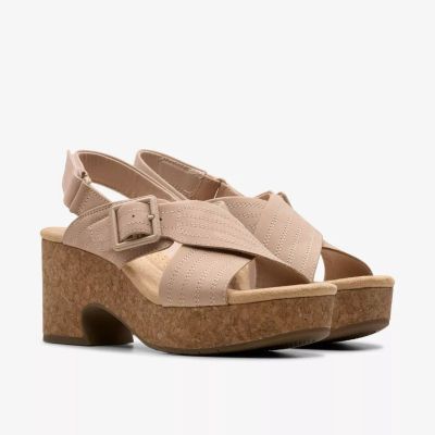 Beige heeled sandals - elegance and comfort!CLARKS (SKU)26181795