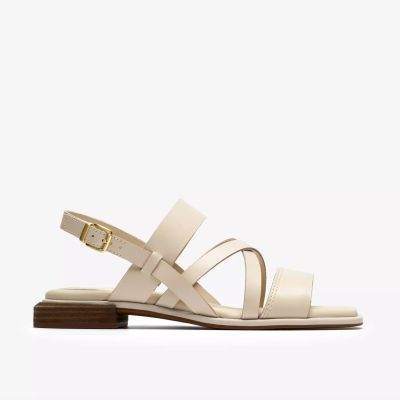 Women's low-heeled sandal in cream color - comfort, elegance and sophisticated style!CLARKS (SKU)26186578