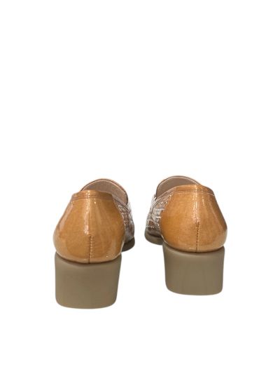 Women's anatomical shoe in brown color - comfort and style for your feet.RELAX ANATOMIC (SKU)3638