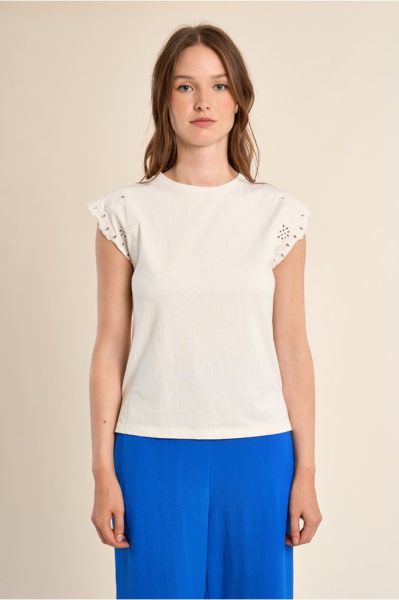 Women's T-shirt with round neckline and clean classic design MOLLY BRACKEN (SKU) LA1929EE