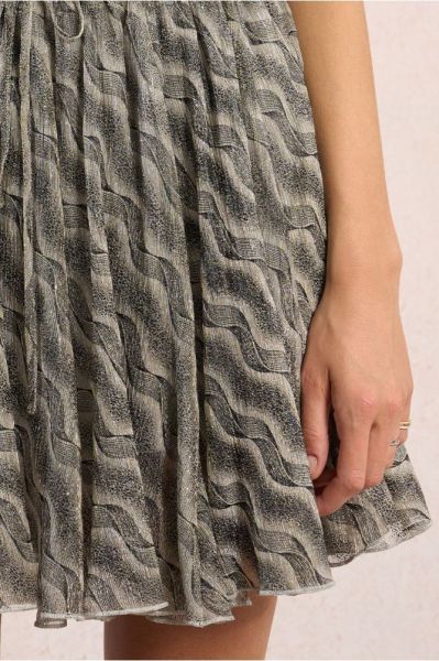Modern women's short skirt with elastic waist MOLLY BRACKEN (SKU) MW128EE