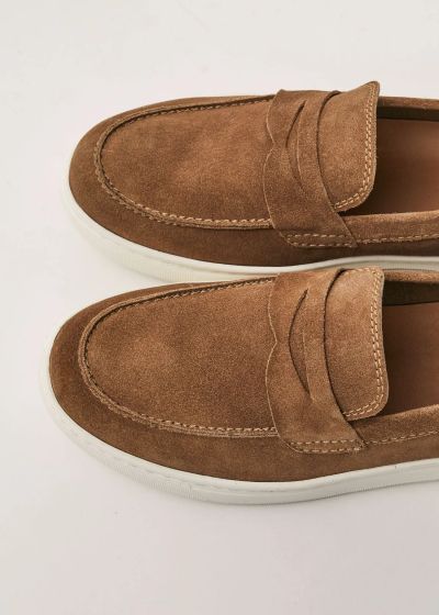 Men's beige moccasins made of genuine leather - style and comfort for everyday life. GAUDI (SKU)V6165370