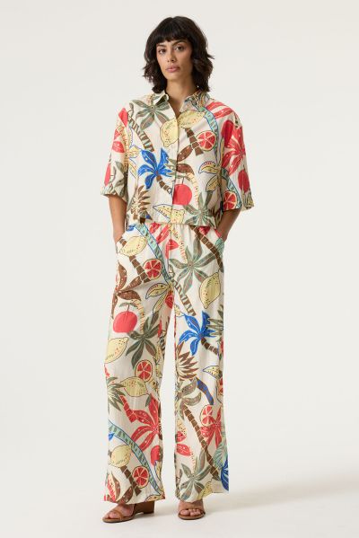 Women's viscose trousers with elastic waist - comfortable and modern style GARCIA (SKU) R260310