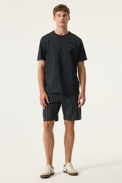 Men's dark blue T-shirt with attractive lettering on the back - style and comfort GARCIA (SKU) P2612O2