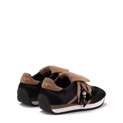 Modern and comfortable women's black sneakers with fur!TOSCA BLU (SKU)2604S064