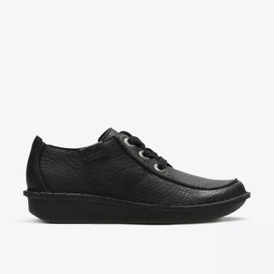 CLARKS women's shoes – classic black design, elegance, and comfort. CLARKS (SKU) 20306639