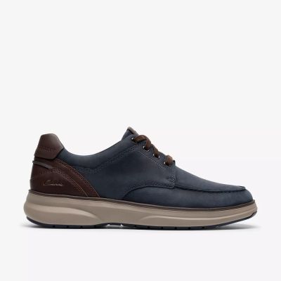 Men's casual shoes in dark blue – style, comfort, and elegance for every day. CLARKS (SKU) 26184429