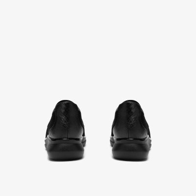 Elegant women's black suede shoes – casual, comfortable, and stylish!!! CLARKS (SKU) 26320244