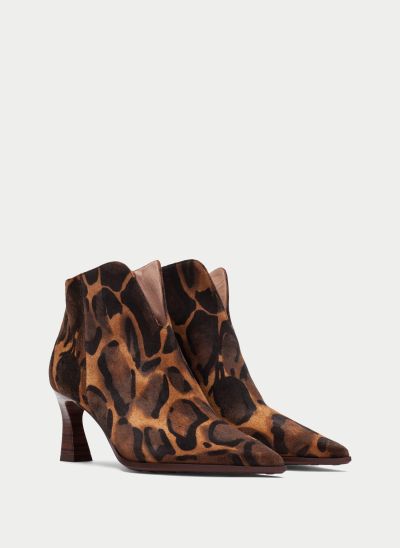 Elegant, stylish women's heeled ankle boots with a trendy animal print!!! HISPANITAS (SKU) 265076