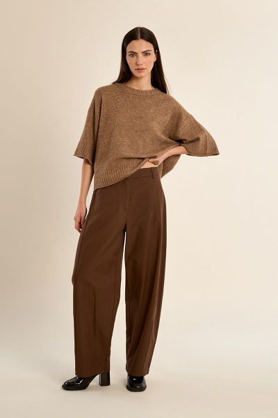 Fine-knit women's sweater with a flared silhouette MOLLY BRACKEN (SKU) LA2064EN