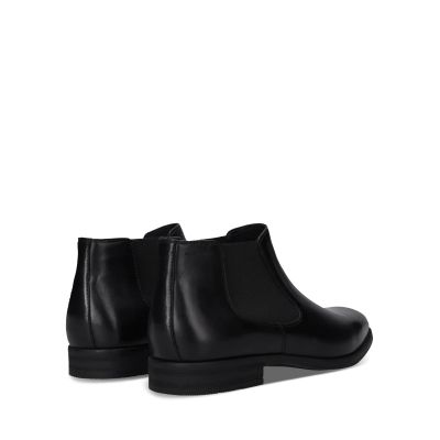 Men's classic black ankle boot, high-quality genuine leather. SALAMANDER (SKU) AUU30