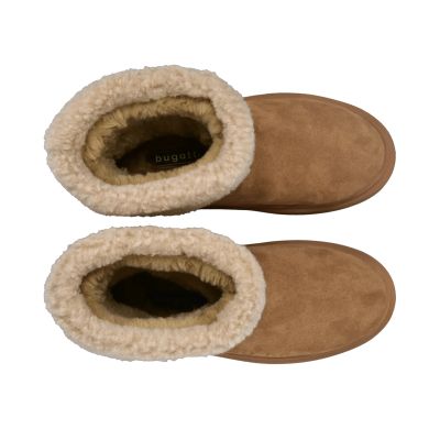 Women’s warm, trendy beige ankle boots – stylish, comfortable, and convenient for winter. BUGATTI (SKU) AXF50.