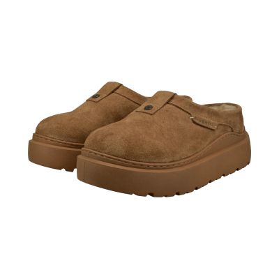 Women’s warm brown slippers – Modern design, coziness, and comfort! BUGATTI (SKU) AXF60