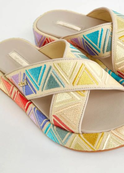 Дамски многоцветни равни чехли GAUDI (SKU) V4363801