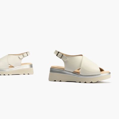 Дамски сандал платформа в мръсно бял цвят PITTILOS (SKU)2845