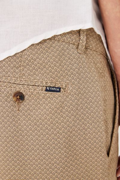 Мъжки къси панталони GARCIA (SKU) Z1144