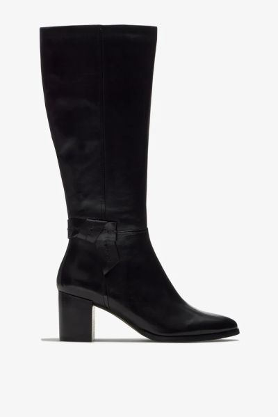 Women's elegant boot REGARDE LE CIEL (SKU) JOAN15