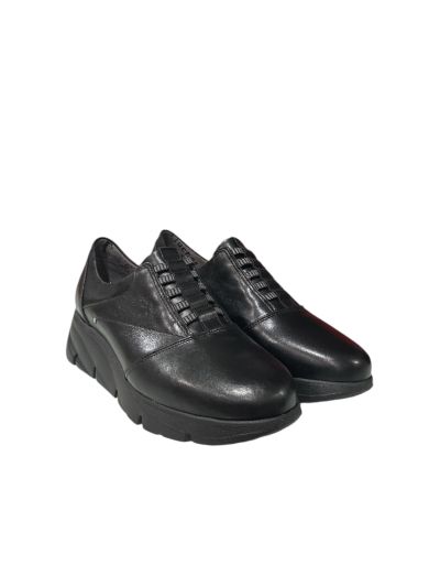 Women's shoe in black color FLUCHOS (SKU) 1357 