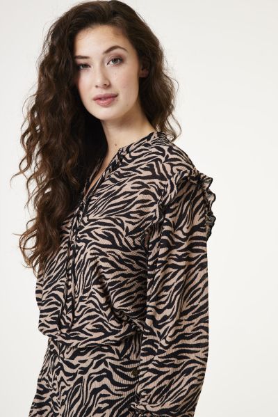 GARCIA Wrinkled Women's Blouse (SKU) V40234