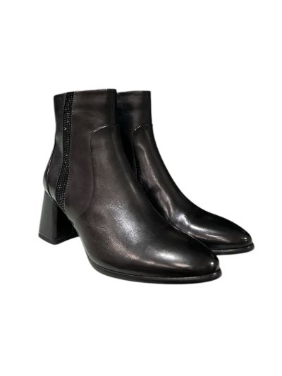 Elegant women's boots with heels in black color REGARDE LE CIEL (SKU)MILLIE04