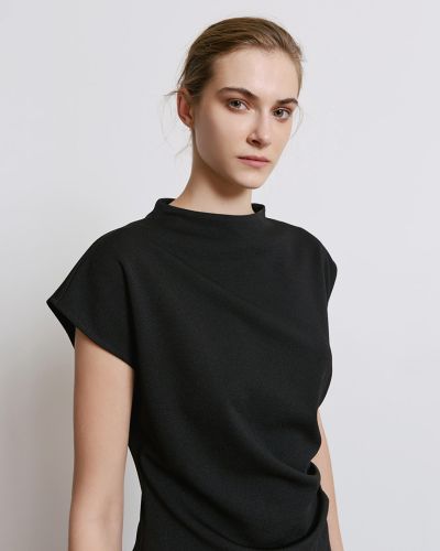 Дамска блуза без ръкави с високо деколте ACCESS FASHION (SKU) 2056