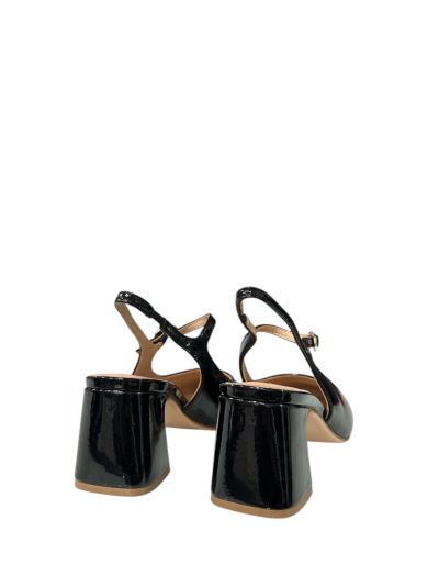 Elegant women's sandal in black REGARDE LE CIEL (SKU) EDDA01